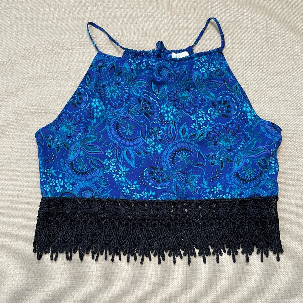 Staring at Stars UO Tunnel Crochet Trim Tank